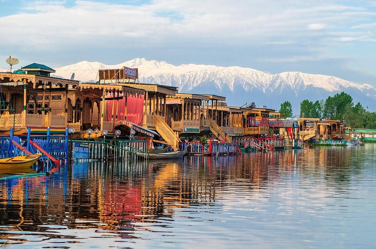 Dal Lake